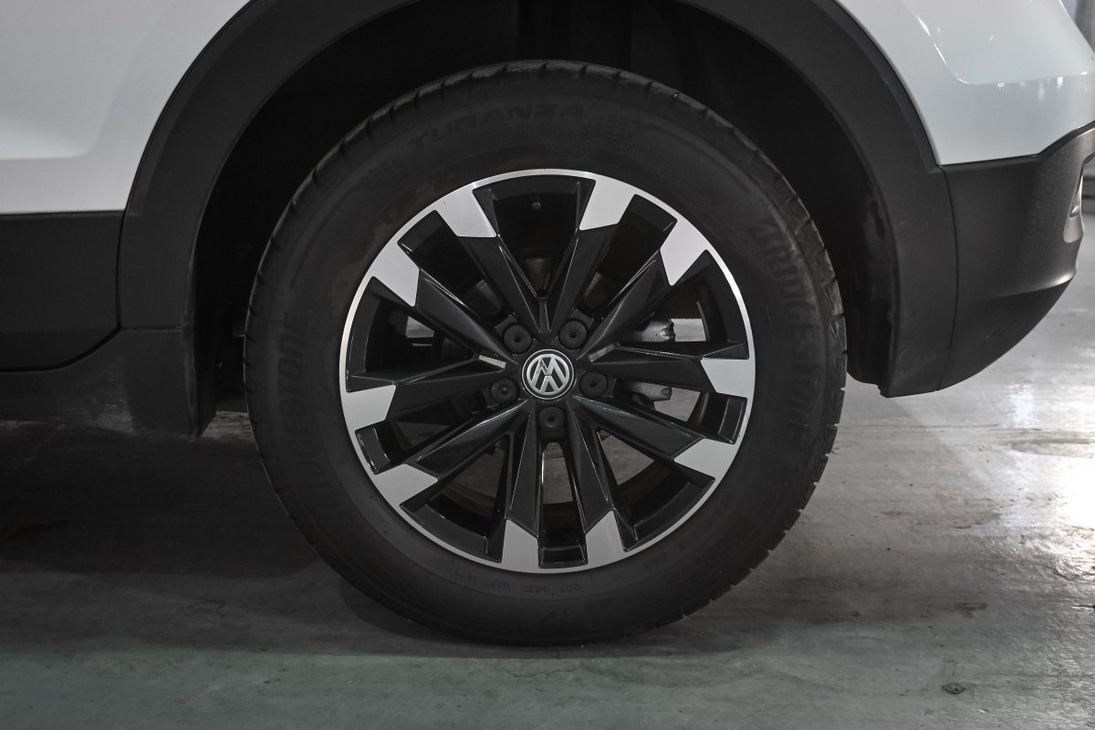Foto Volkswagen T-Cross 25