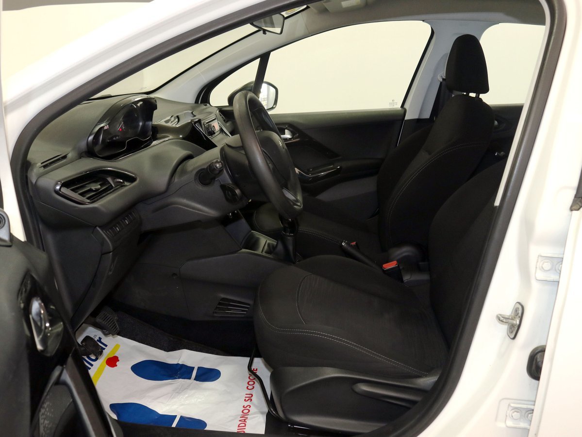 Foto Peugeot 208 7