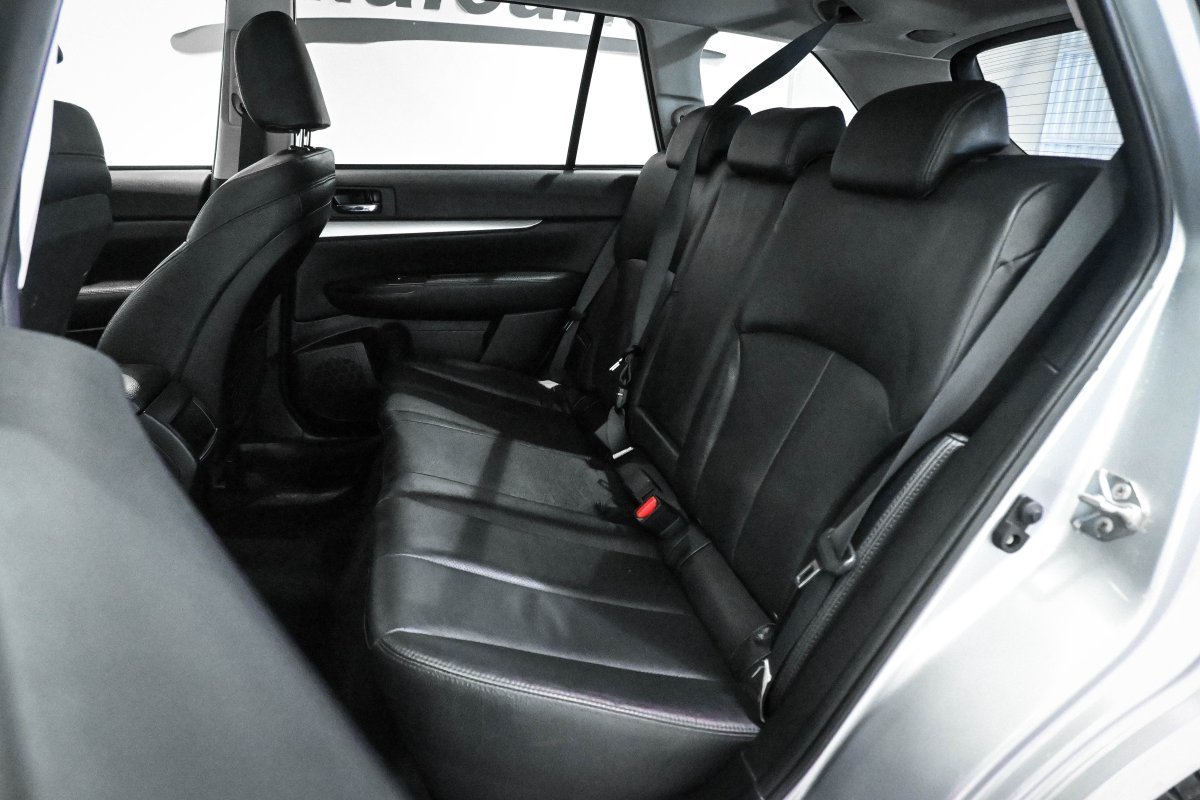 Foto Subaru Legacy 15