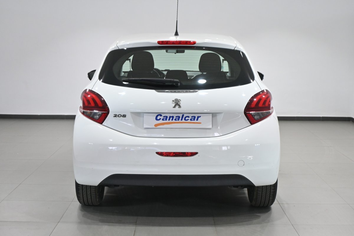 Foto Peugeot 208 5