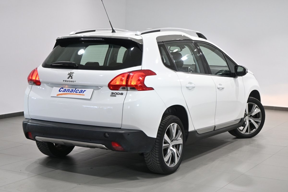 Foto Peugeot 2008 4