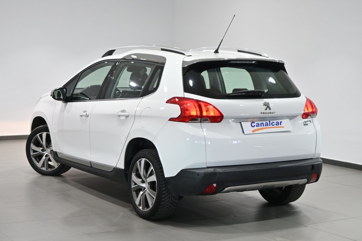 Foto Peugeot 2008 6