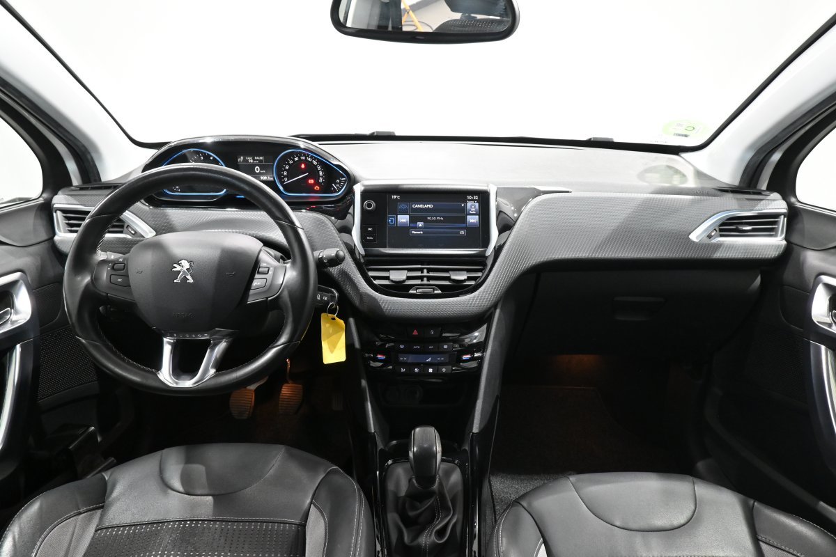 Foto Peugeot 2008 18