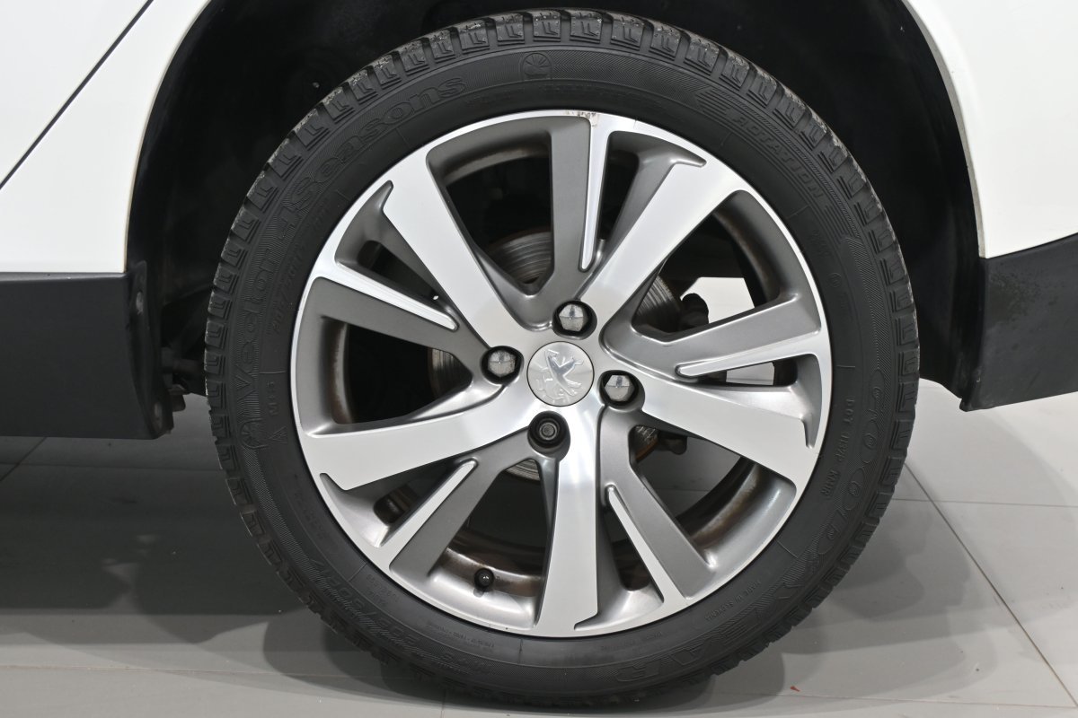Foto Peugeot 2008 30