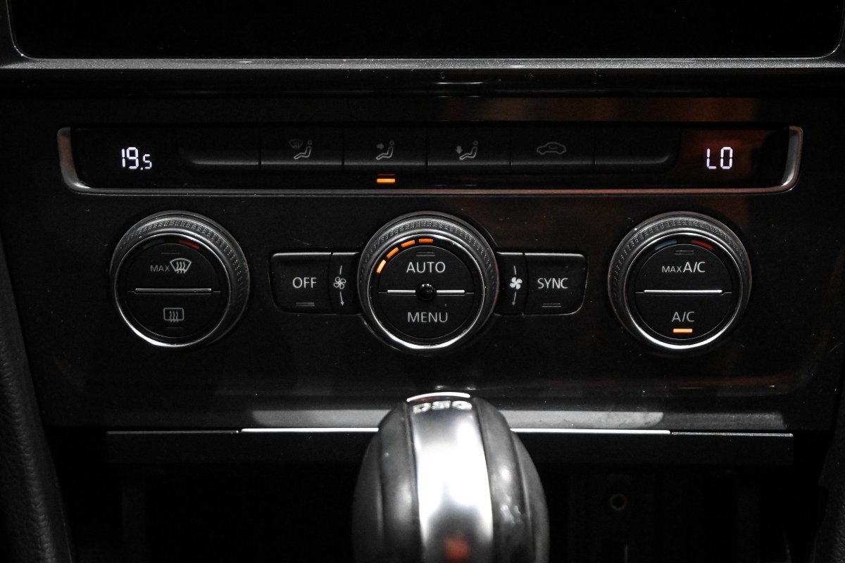 Foto Volkswagen Golf Variant 16