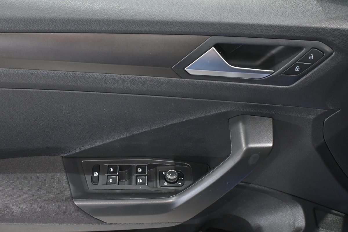 Foto Volkswagen T-Roc 26