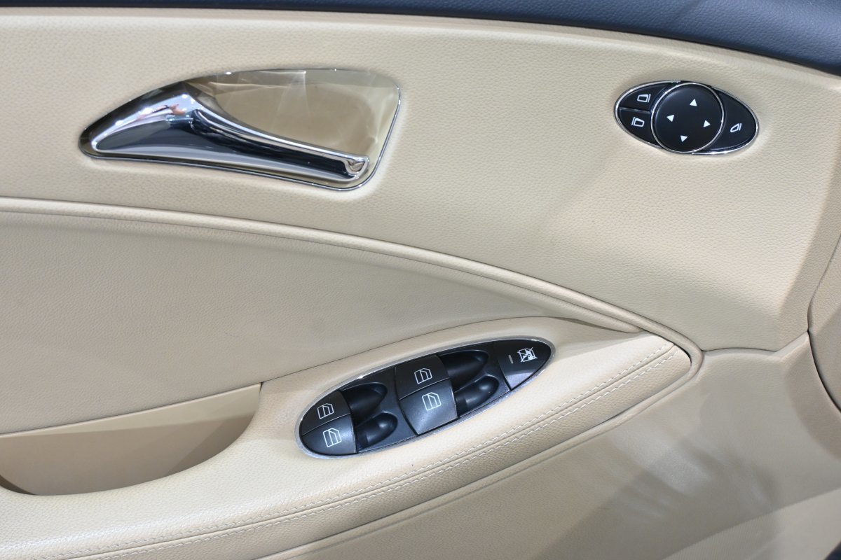 Foto Mercedes-Benz Clase CLS 22