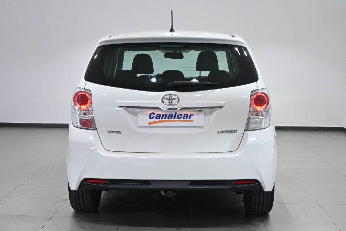 Foto Toyota Corolla Verso 5