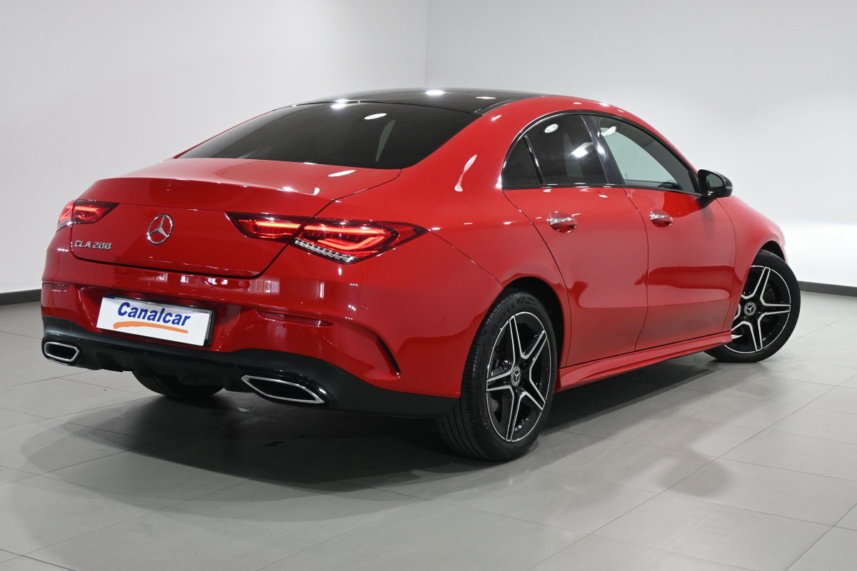 Foto Mercedes-Benz Clase CLA 4