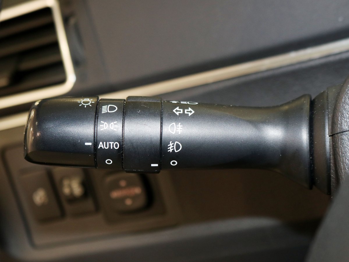 Foto Toyota Corolla Verso 28