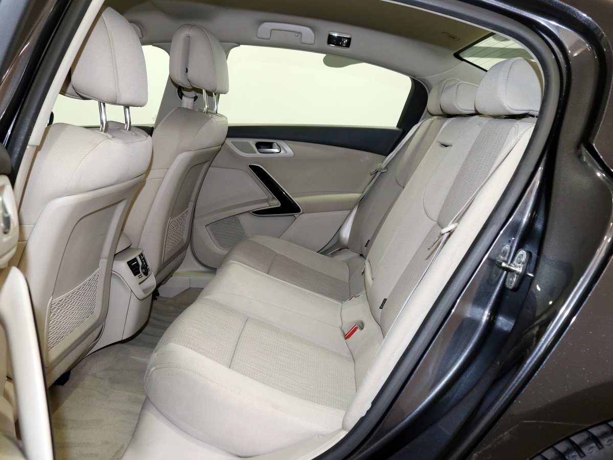 Foto Peugeot 508 14