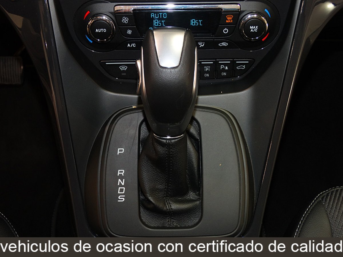 Foto Ford Kuga 25