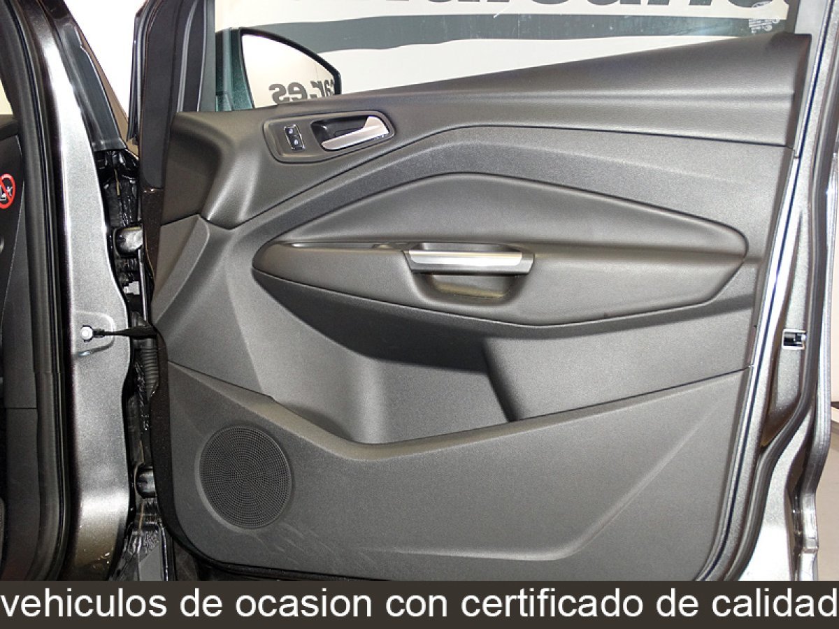 Foto Ford Kuga 35