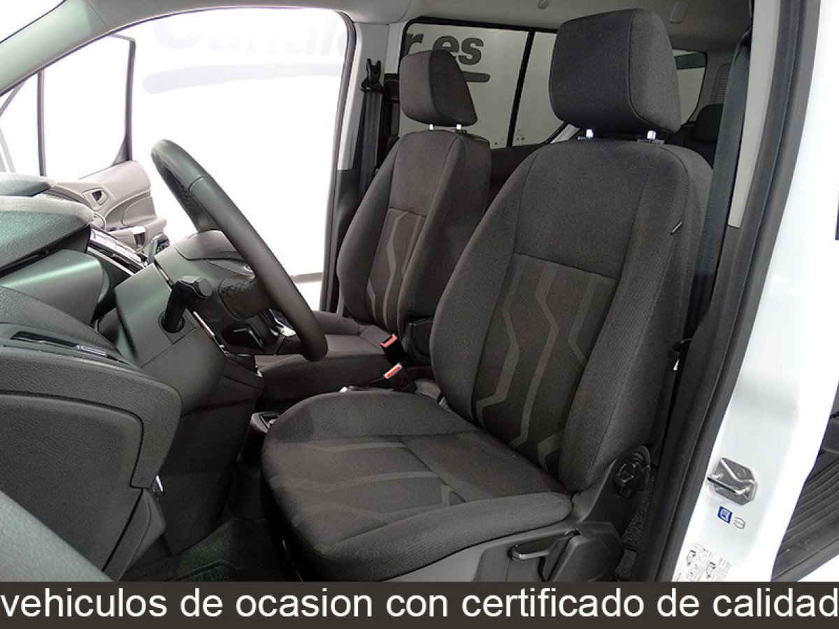 Foto Ford Tourneo Connect 16