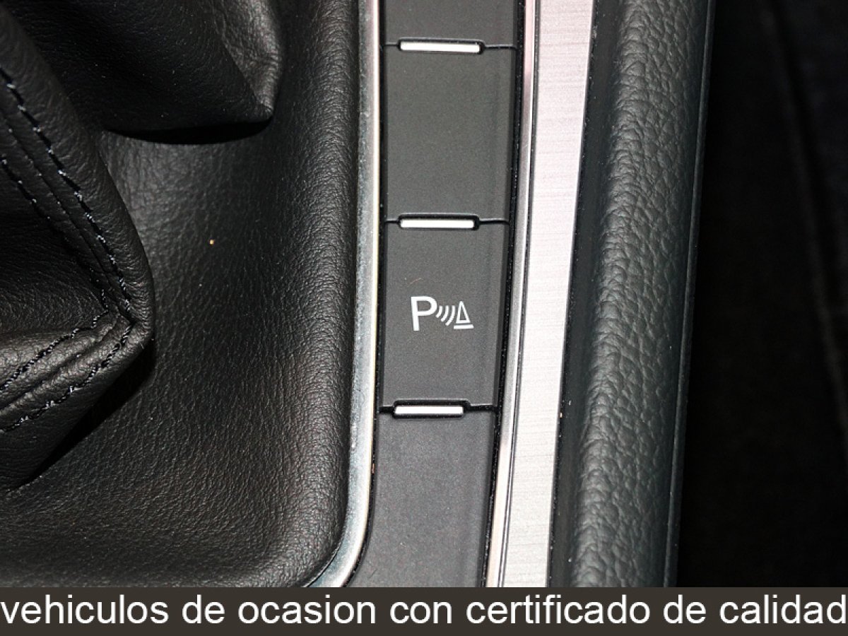 Foto Volkswagen Golf Variant 25