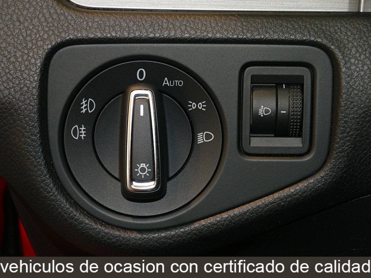 Foto Volkswagen Golf Variant 30