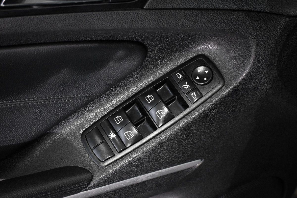 Foto Mercedes-Benz Clase M 20