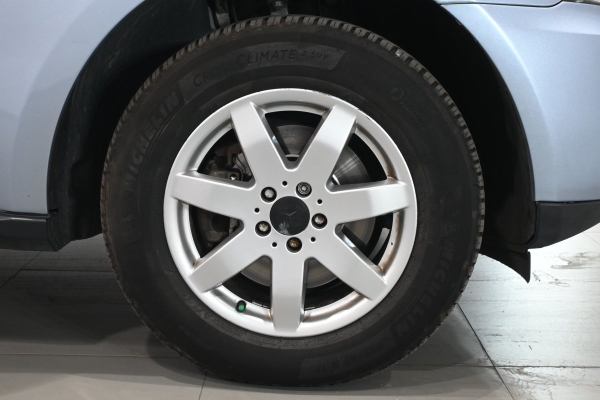 Foto Mercedes-Benz Clase M 28