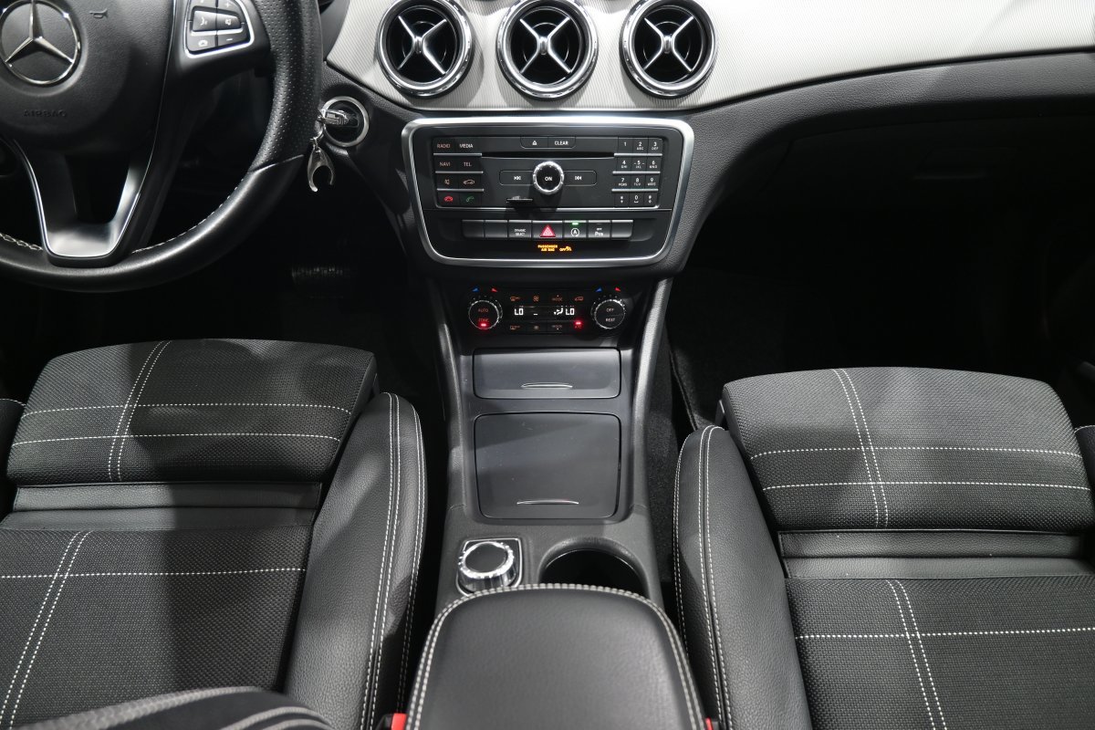 Foto Mercedes-Benz Clase GLA 20