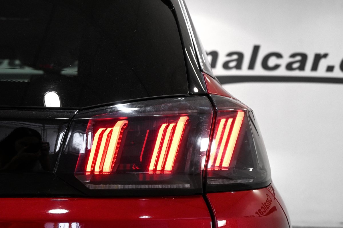 Foto Peugeot 5008 11