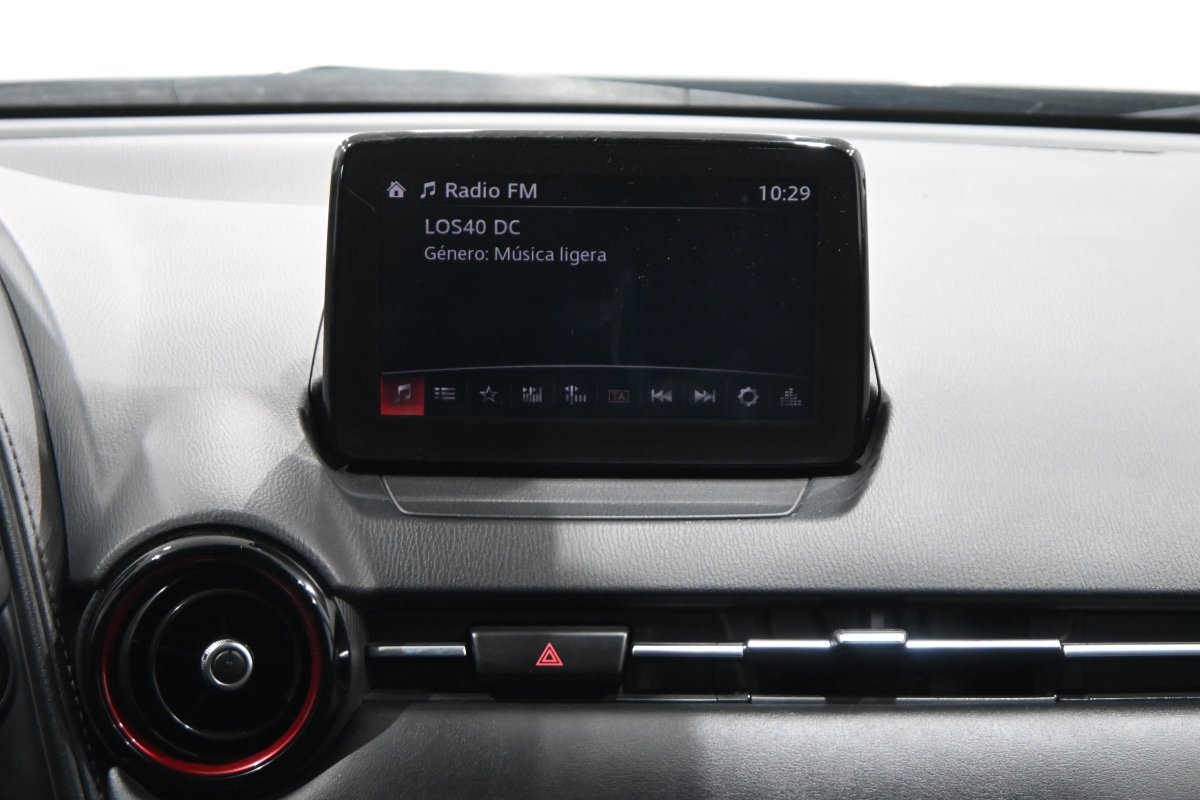 Foto Mazda CX-3 13