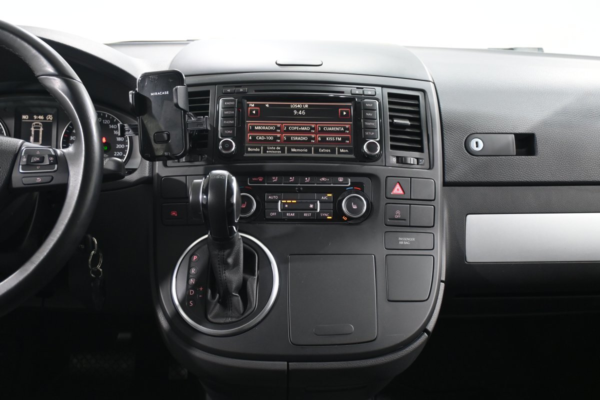 Foto Volkswagen Multivan 15