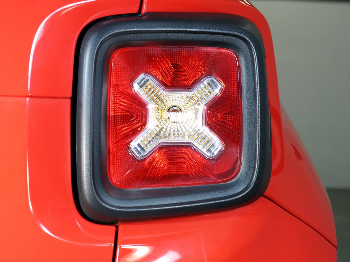 Foto Jeep Renegade 10