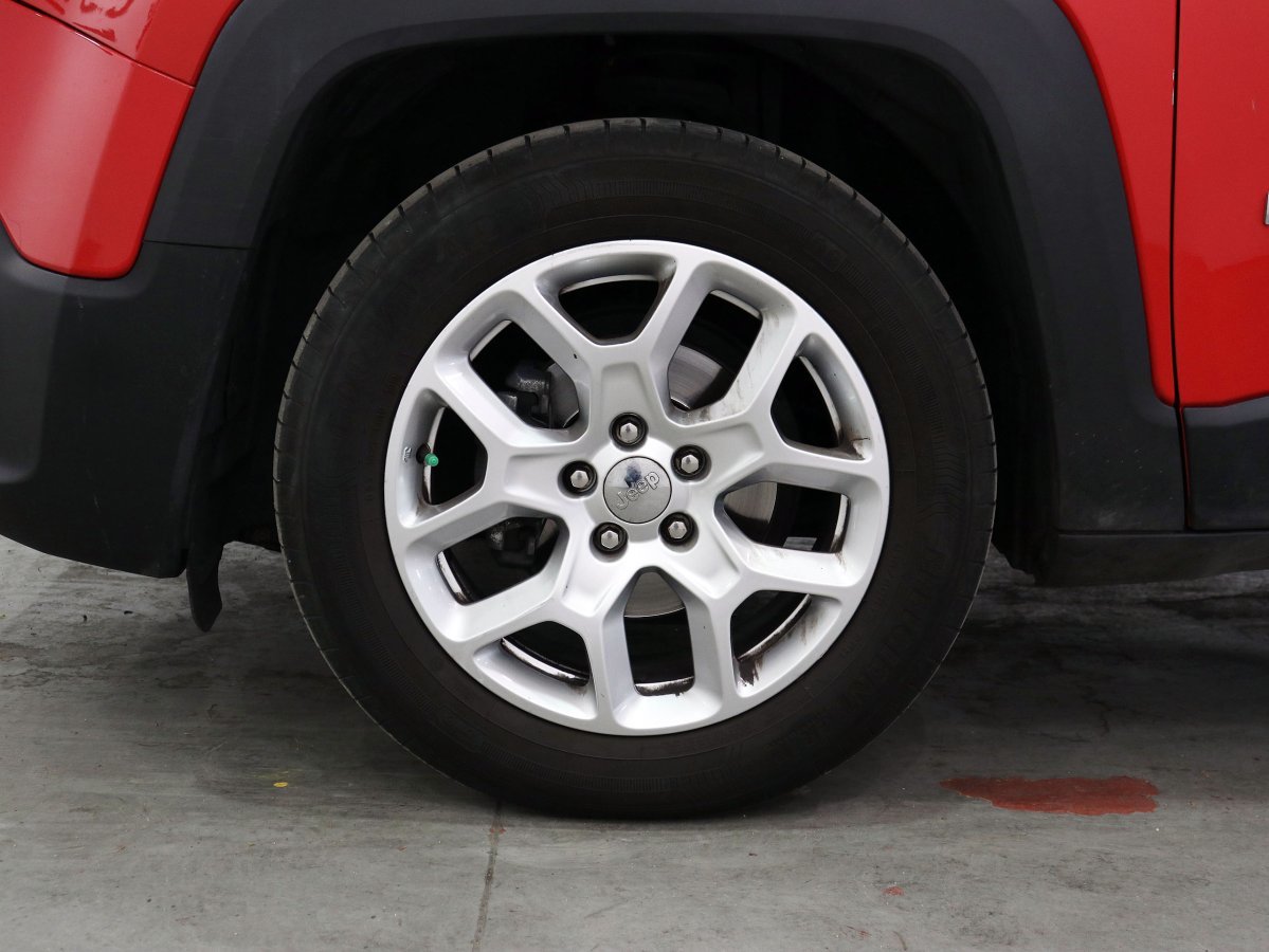 Foto Jeep Renegade 39