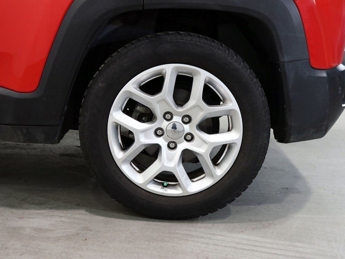 Foto Jeep Renegade 40