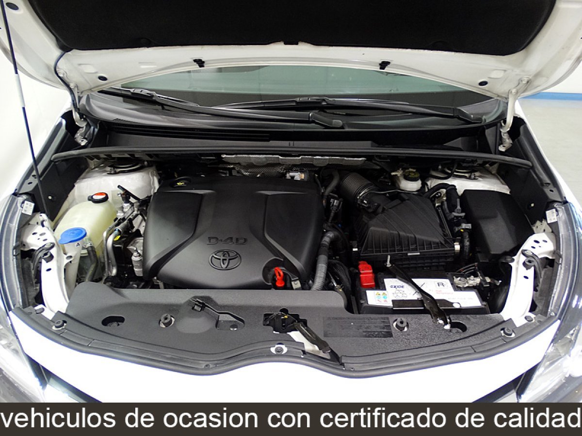 Foto Toyota Corolla Verso 15