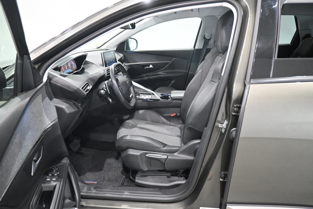 Foto Peugeot 5008 10