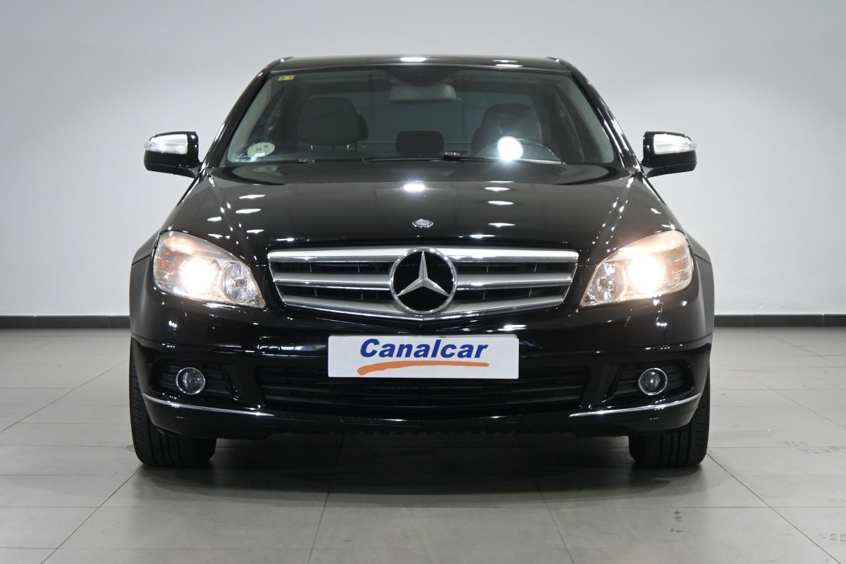 Foto Mercedes-Benz Clase C 2