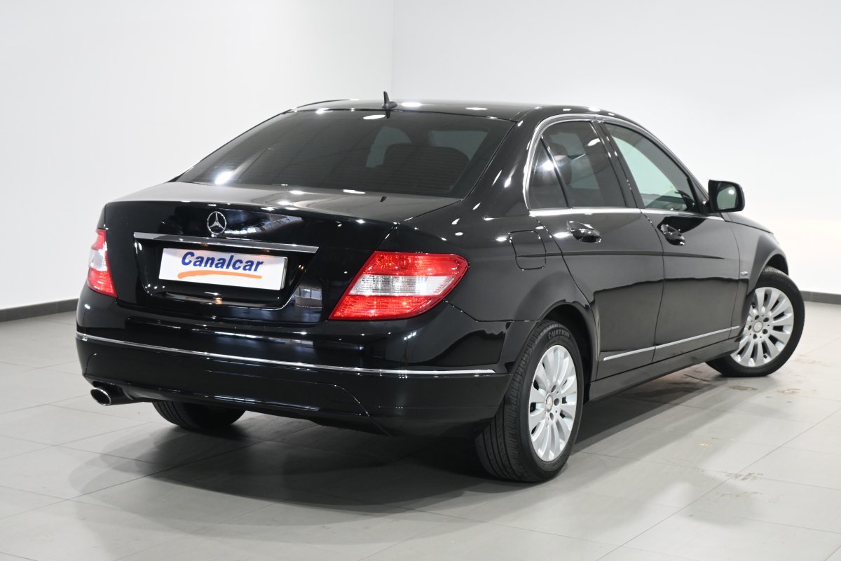 Foto Mercedes-Benz Clase C 4