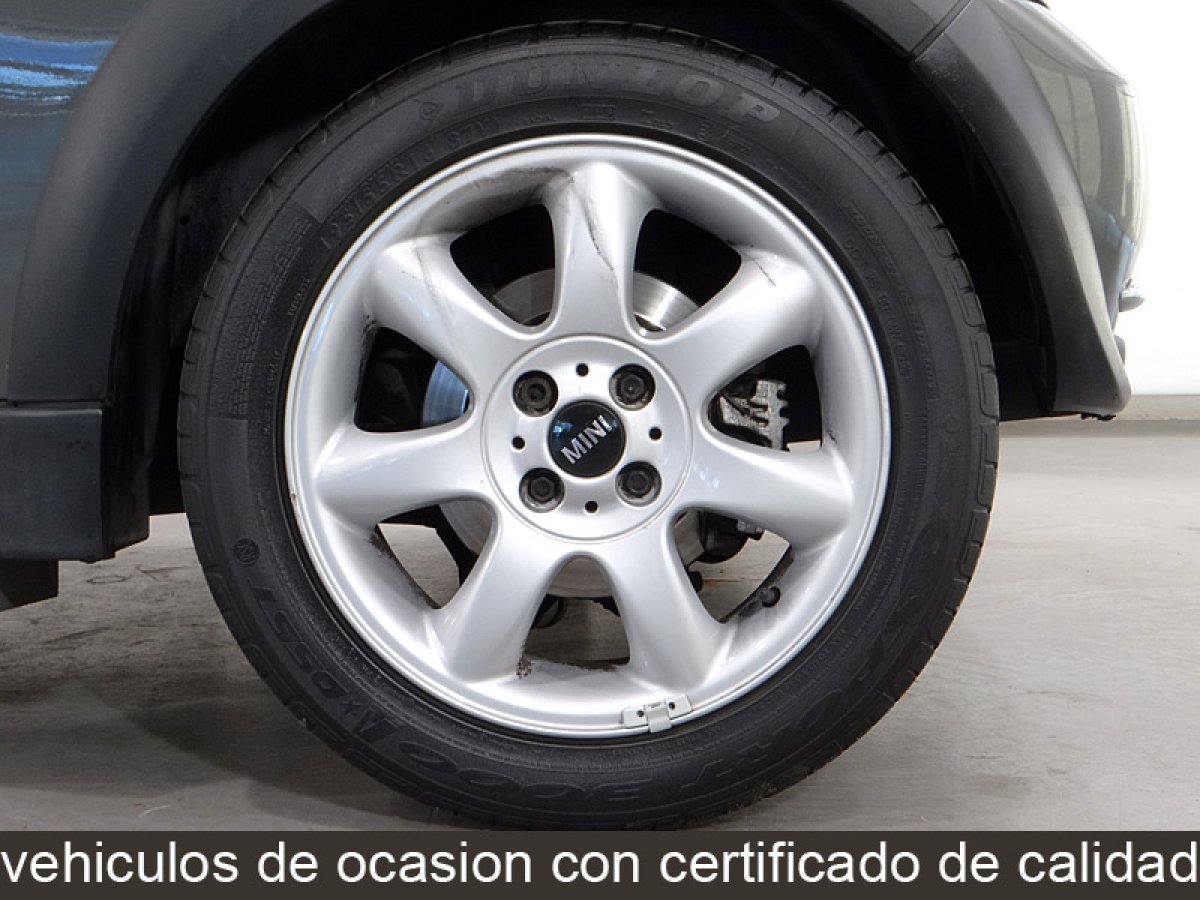 Foto Mini 3 Puertas 32