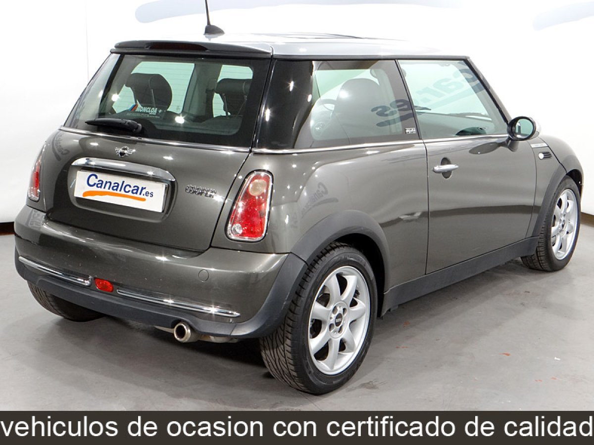 Foto Mini 3 Puertas 6