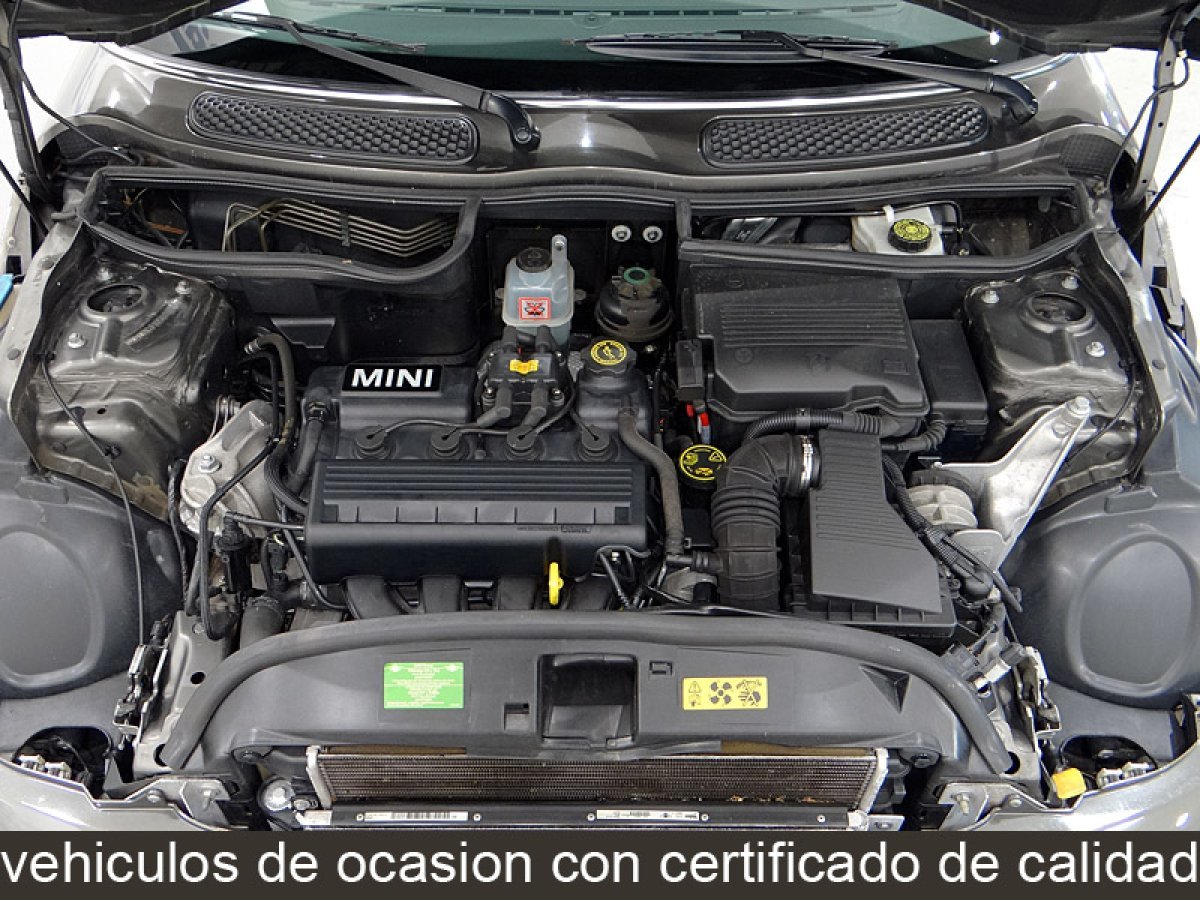 Foto Mini 3 Puertas 18