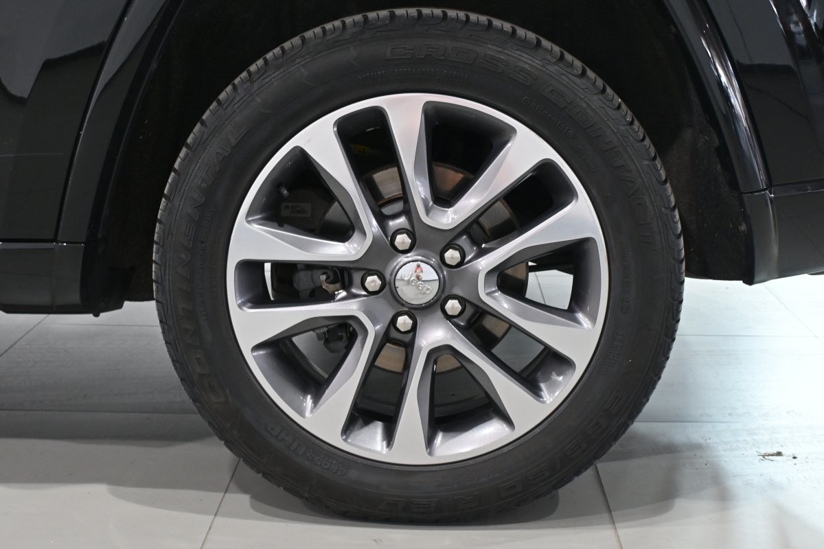 Foto Jeep Grand Cherokee 33