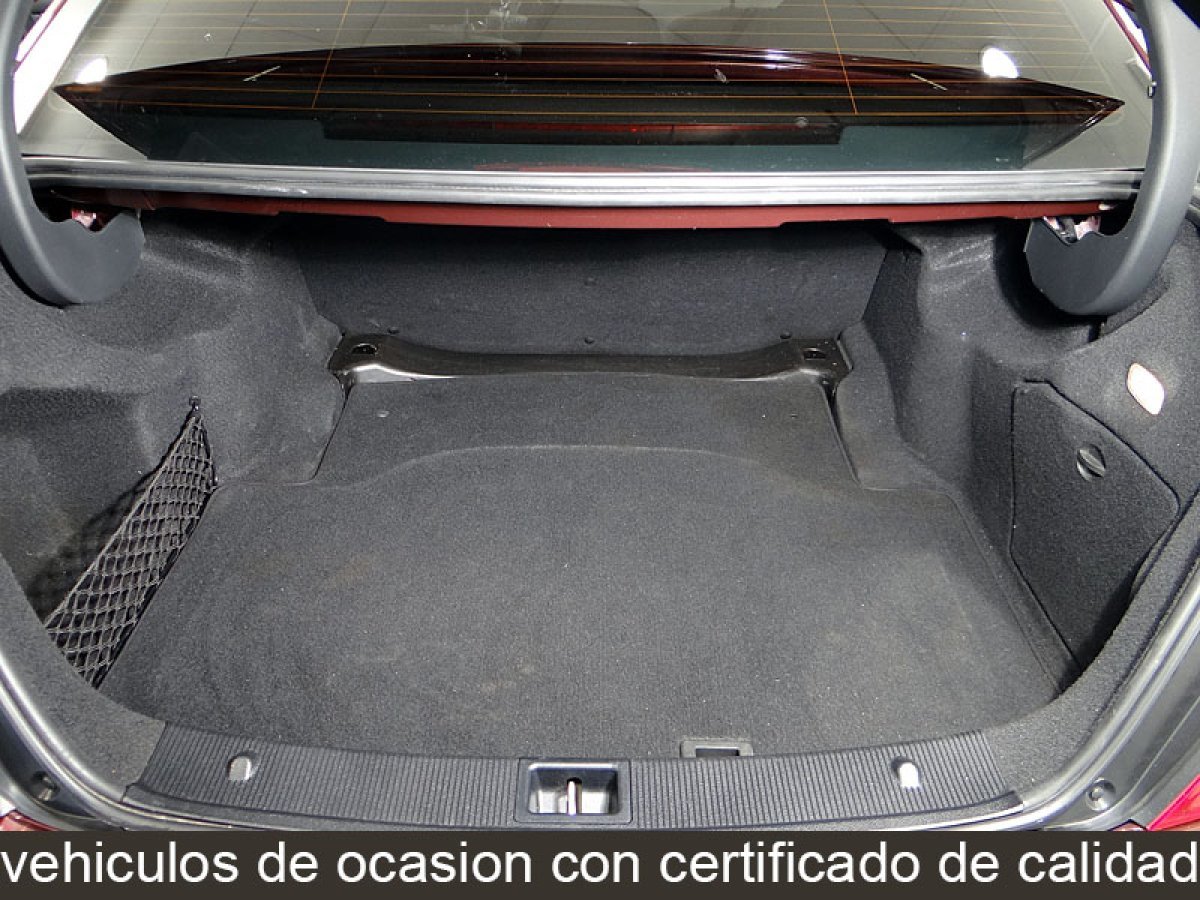 Foto Mercedes-Benz Clase C 13