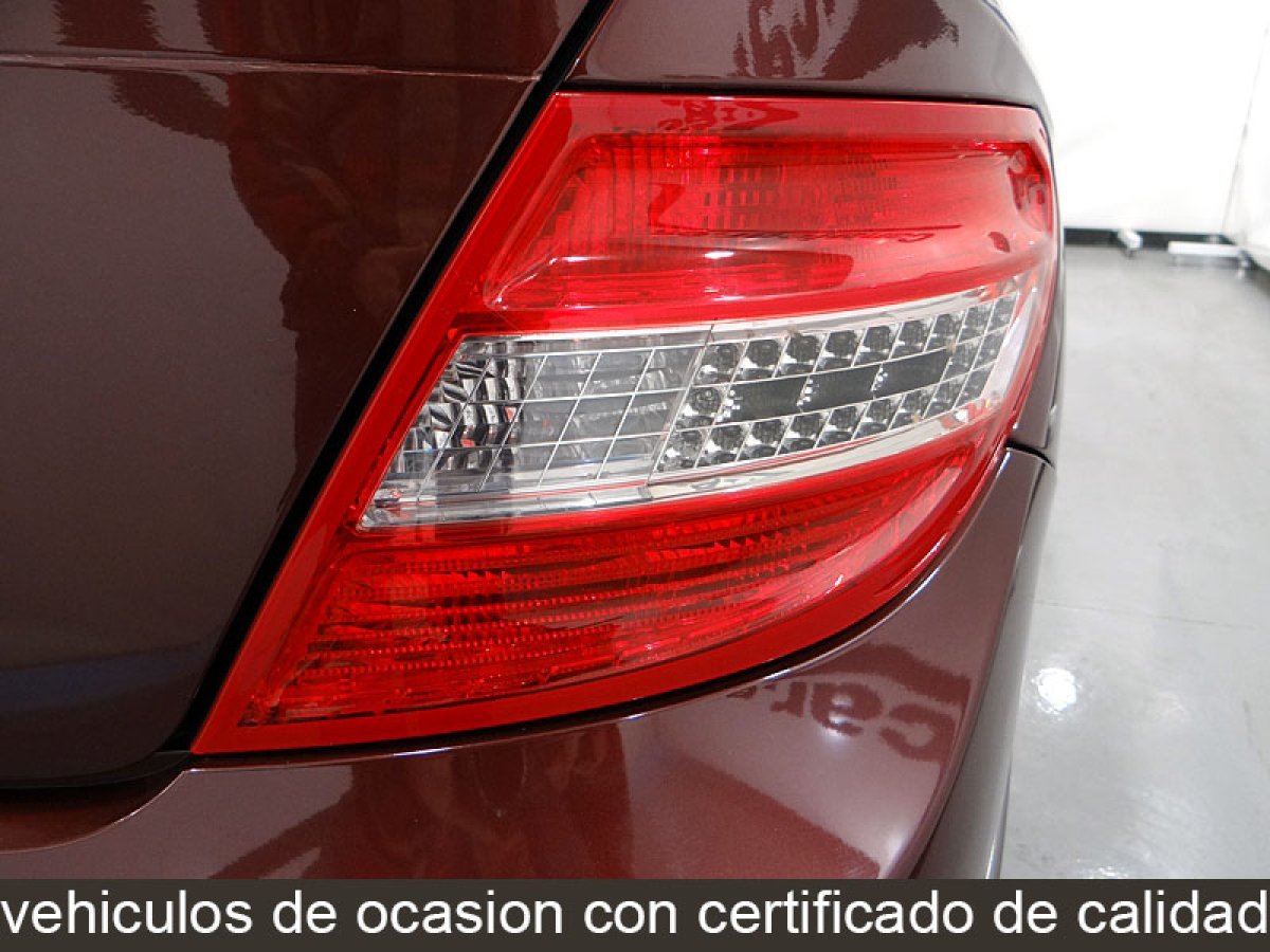 Foto Mercedes-Benz Clase C 17