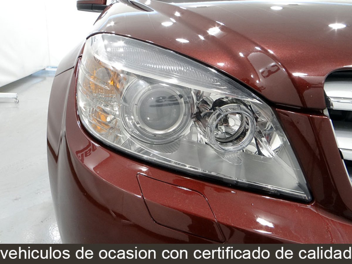 Foto Mercedes-Benz Clase C 18
