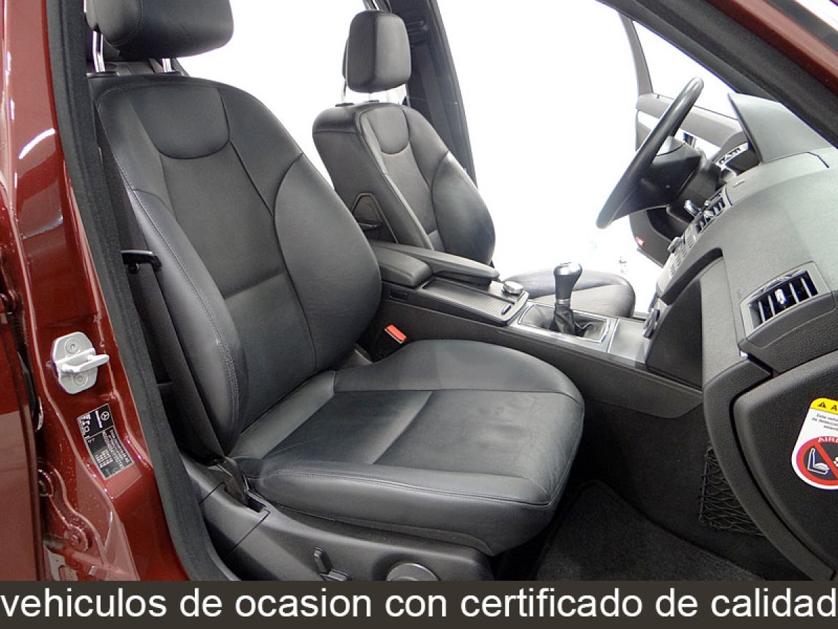 Foto Mercedes-Benz Clase C 23