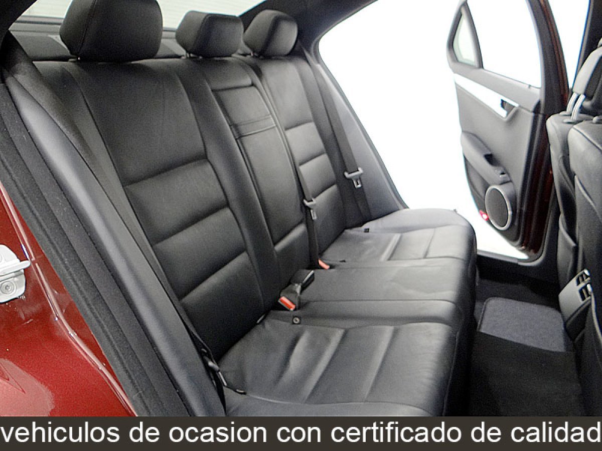 Foto Mercedes-Benz Clase C 24