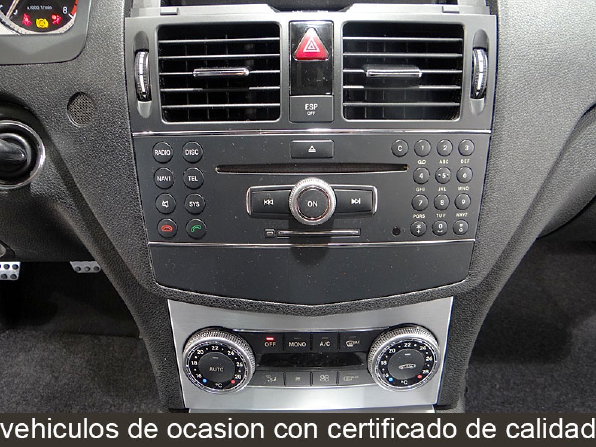 Foto Mercedes-Benz Clase C 26