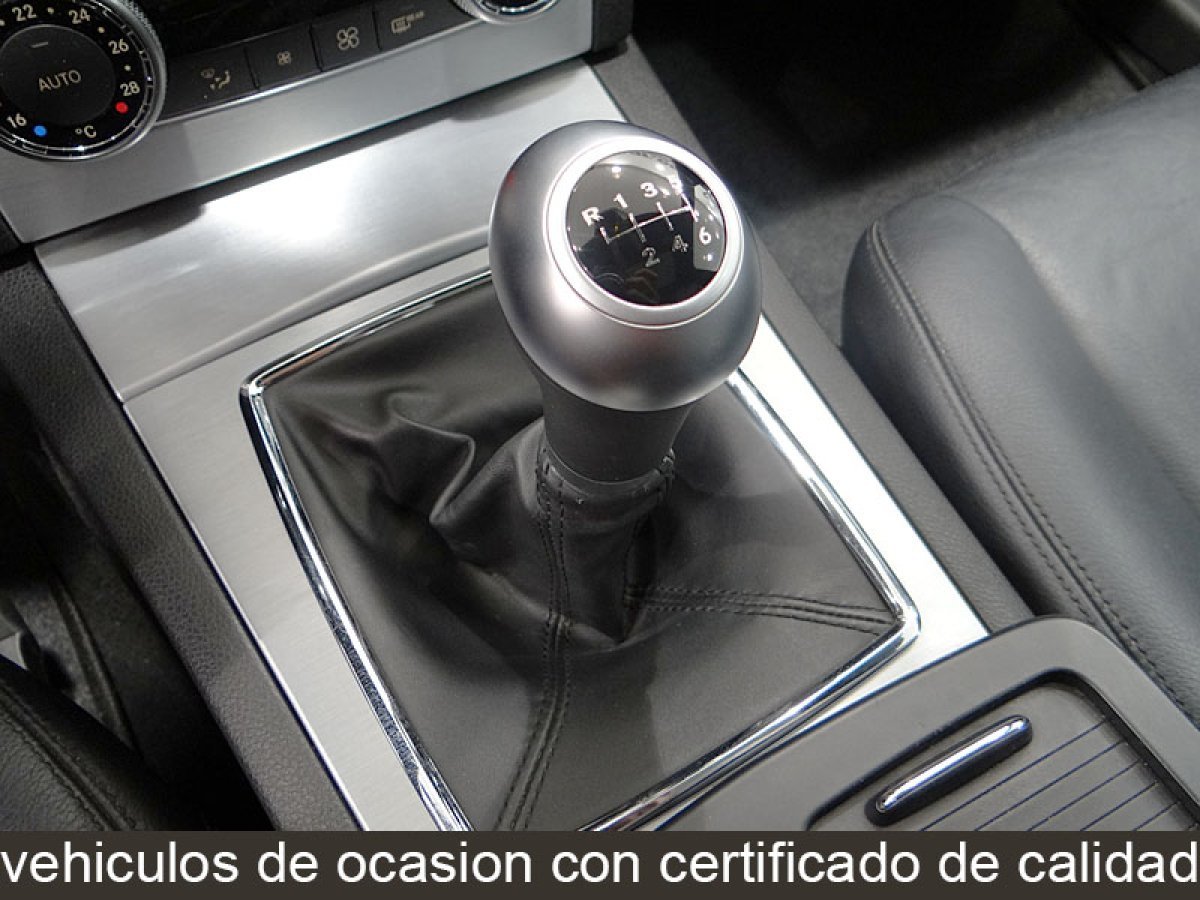 Foto Mercedes-Benz Clase C 32