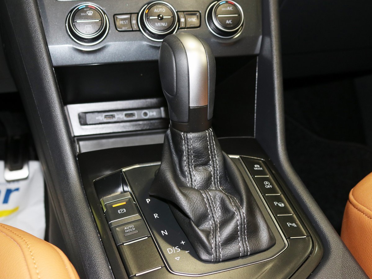 Foto Volkswagen Tiguan 32