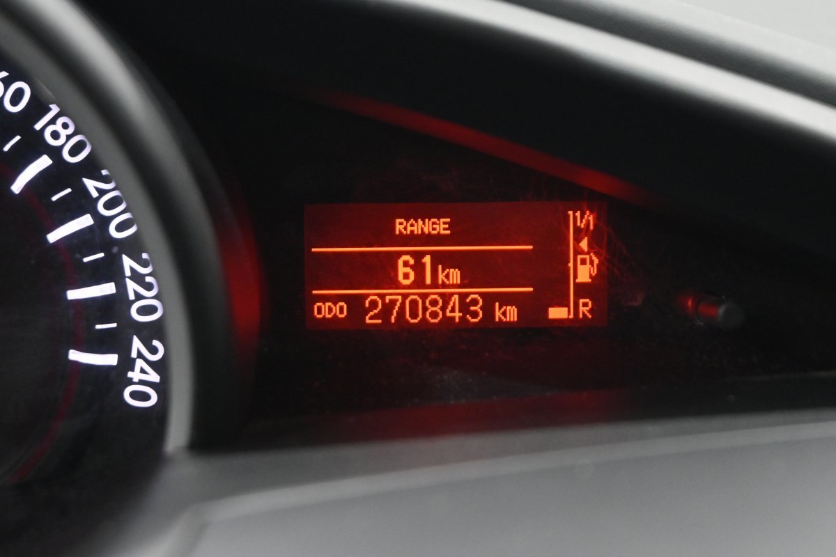 Foto Toyota Corolla Verso 13