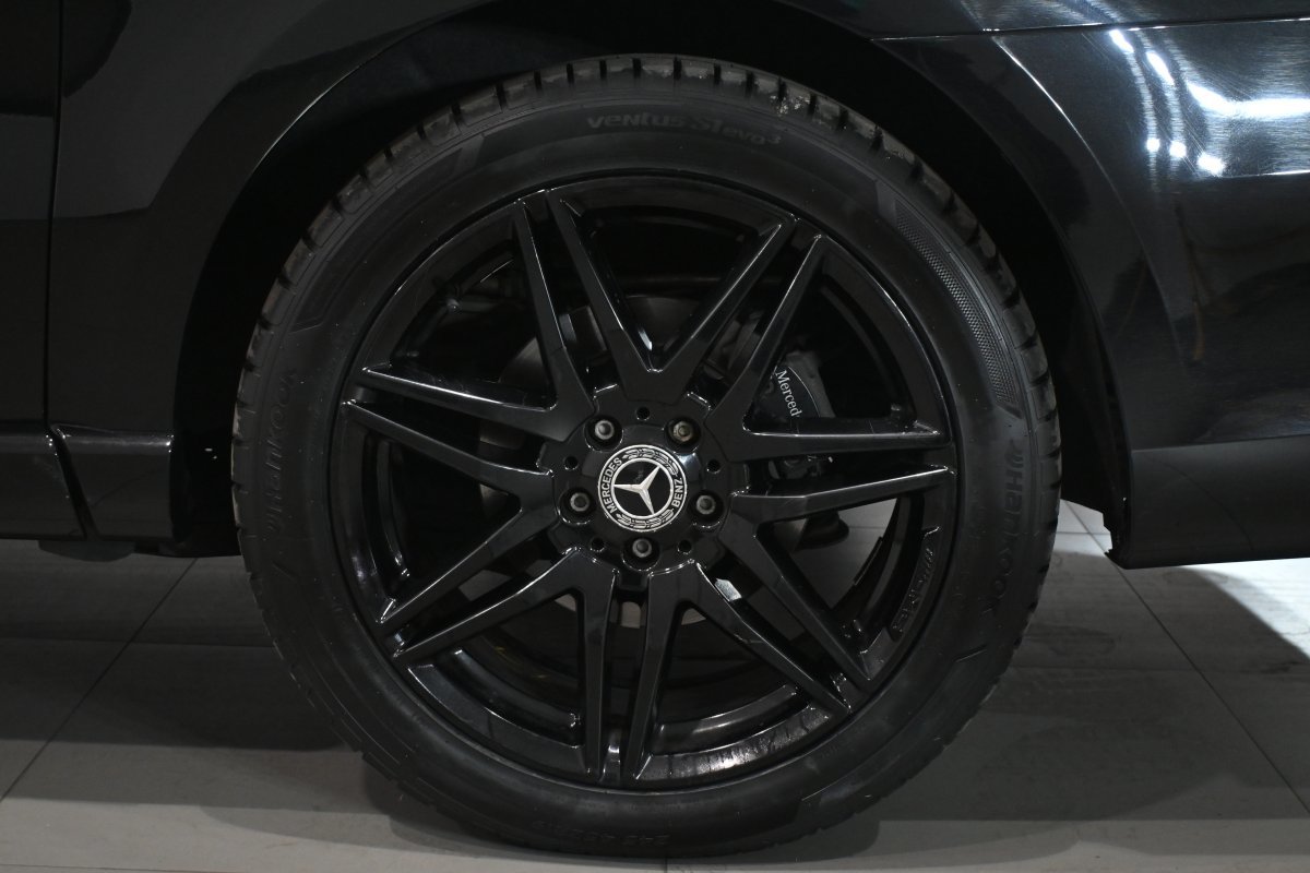 Foto Mercedes-Benz Clase V 33