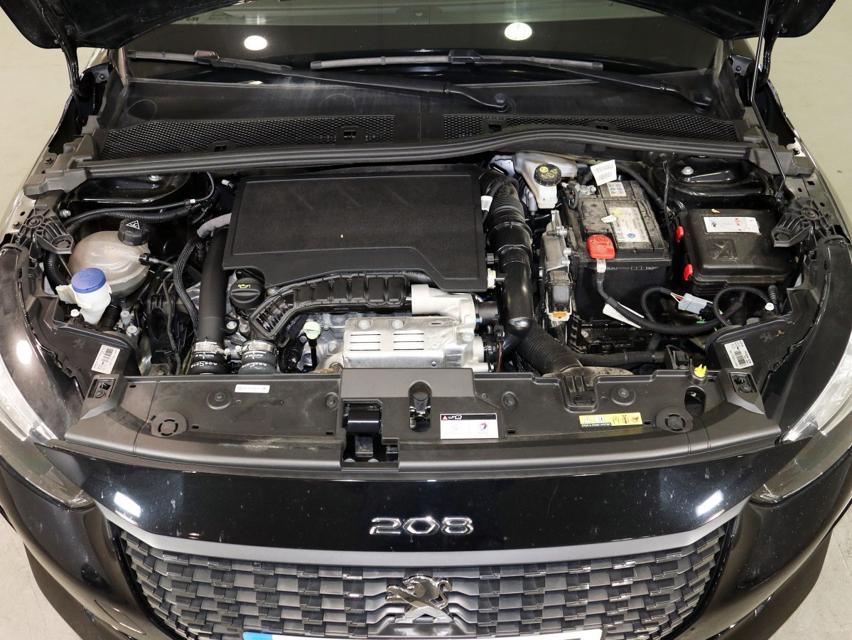 Foto Peugeot 208 7