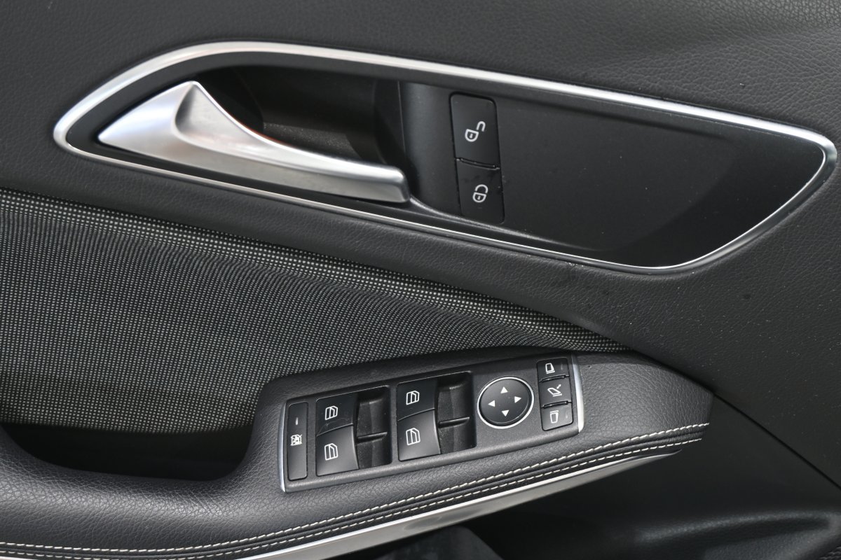 Foto Mercedes-Benz Clase A 26