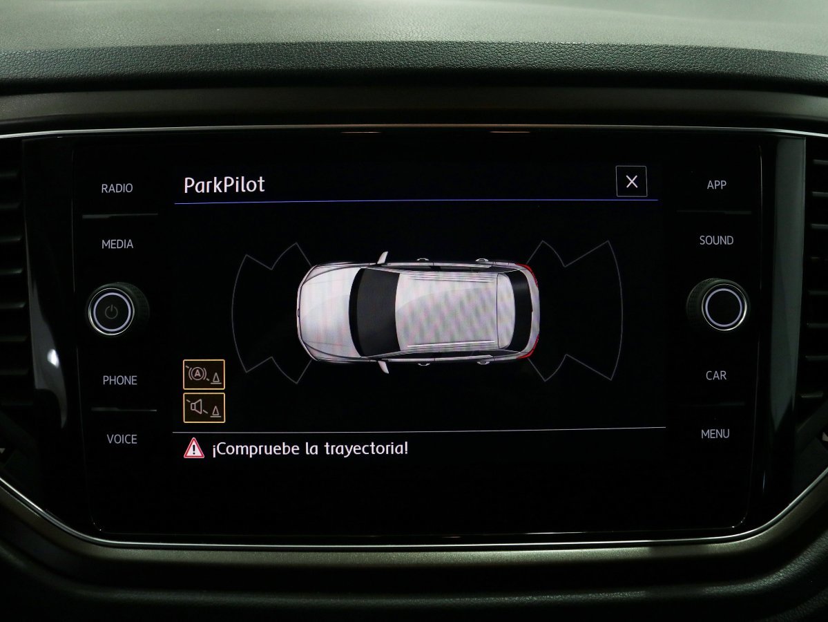 Foto Volkswagen T-Roc 11